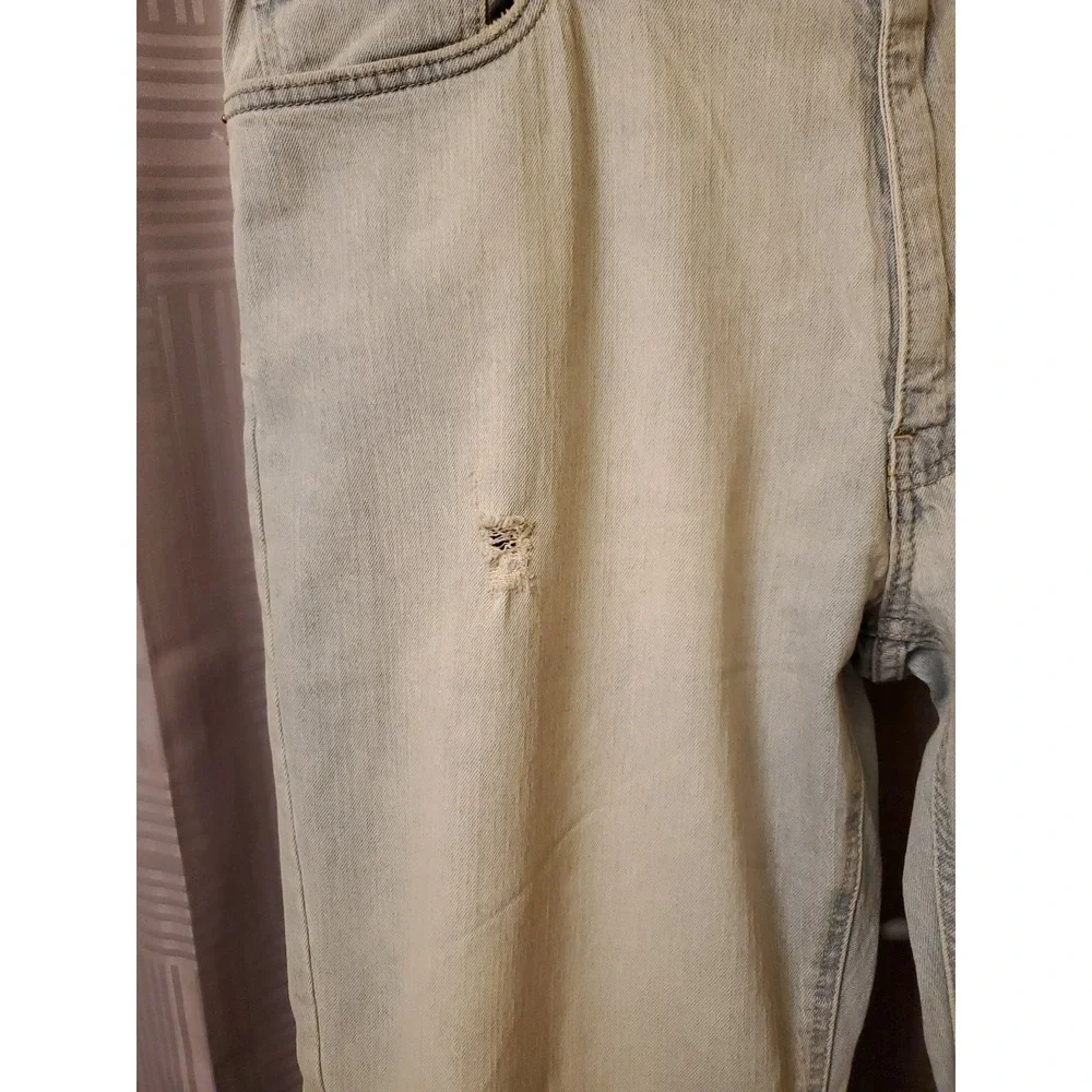 NWT Levis 541 Big & Tall Athletic Taper Distressed Mens Jeans 40X30 Light Denim